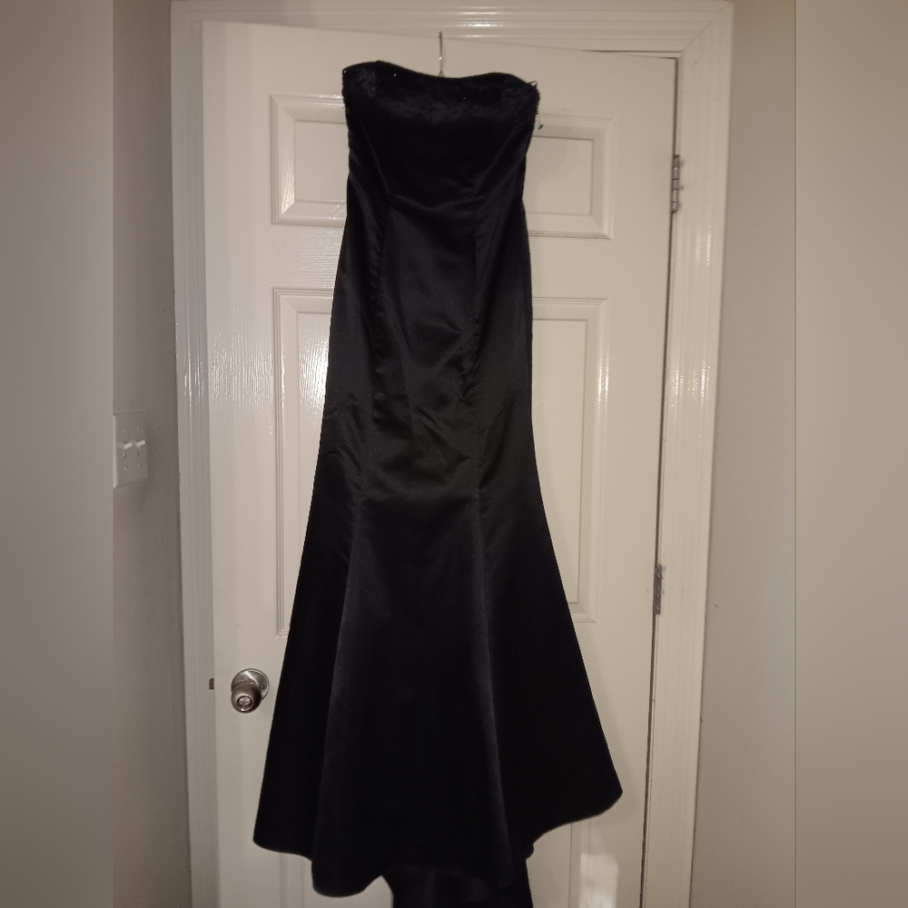 Black mermaid evening gown